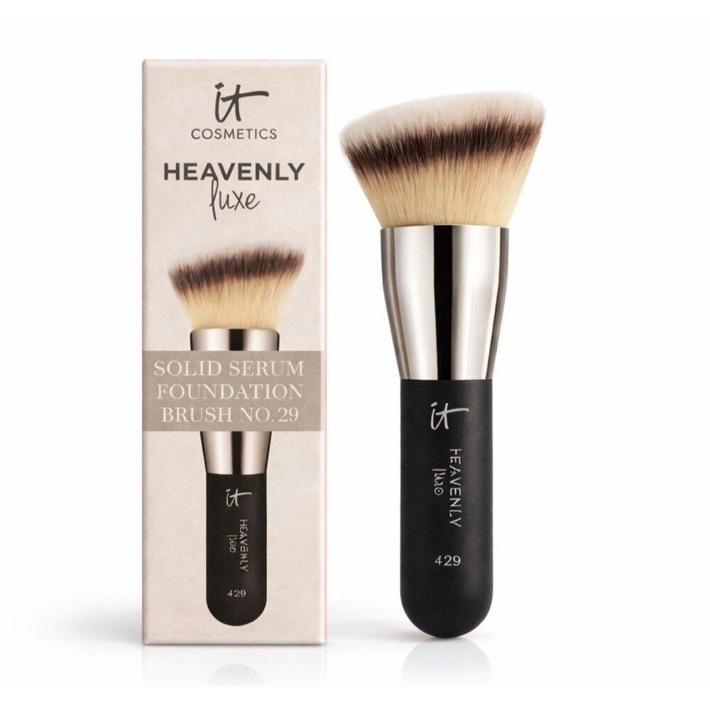 IT Cosmetics Heavenly Luxe No 29 Foundation Brush New In Box